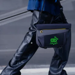 Divoom Pixoo Slingbag V Umhängetasche mit Pixel Display