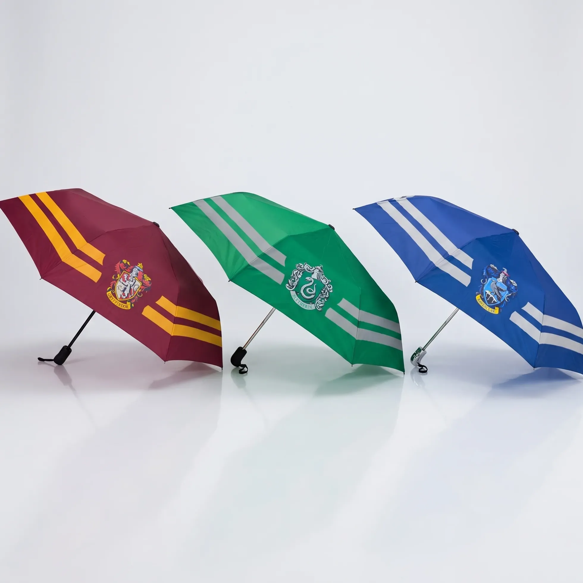 Harry Potter Regenschirm mit Hauswappen
