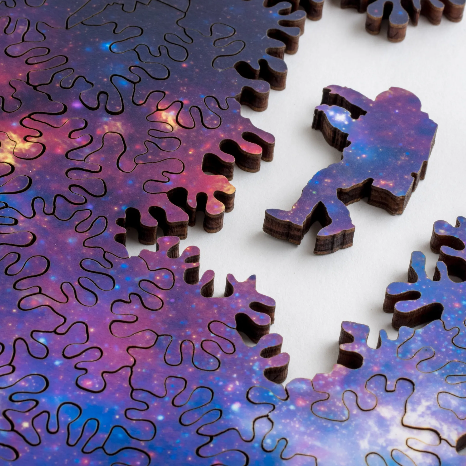 Infinity Puzzle - Holz-Puzzle ohne Grenzen