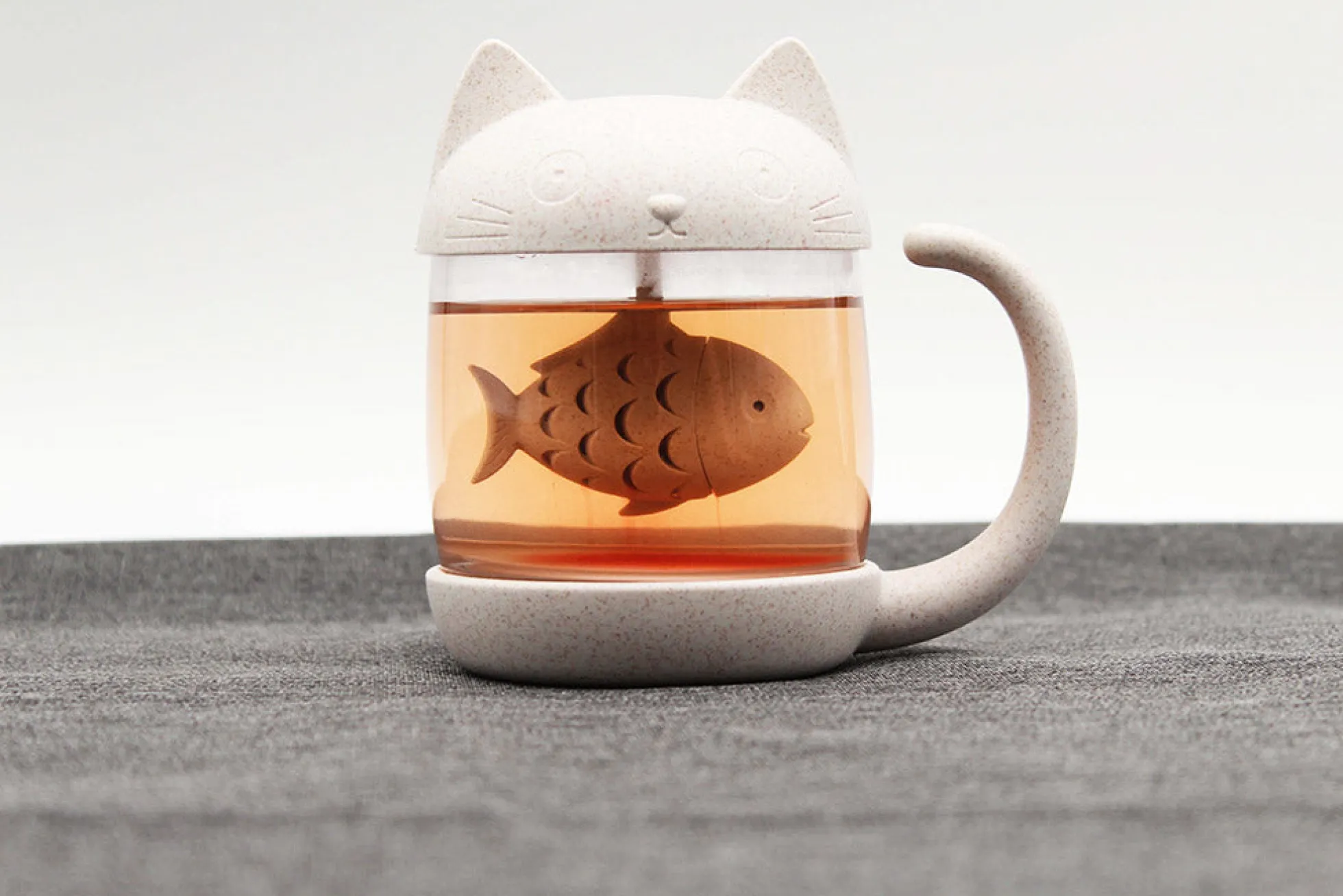Katzen-Teetasse mit Teesieb
