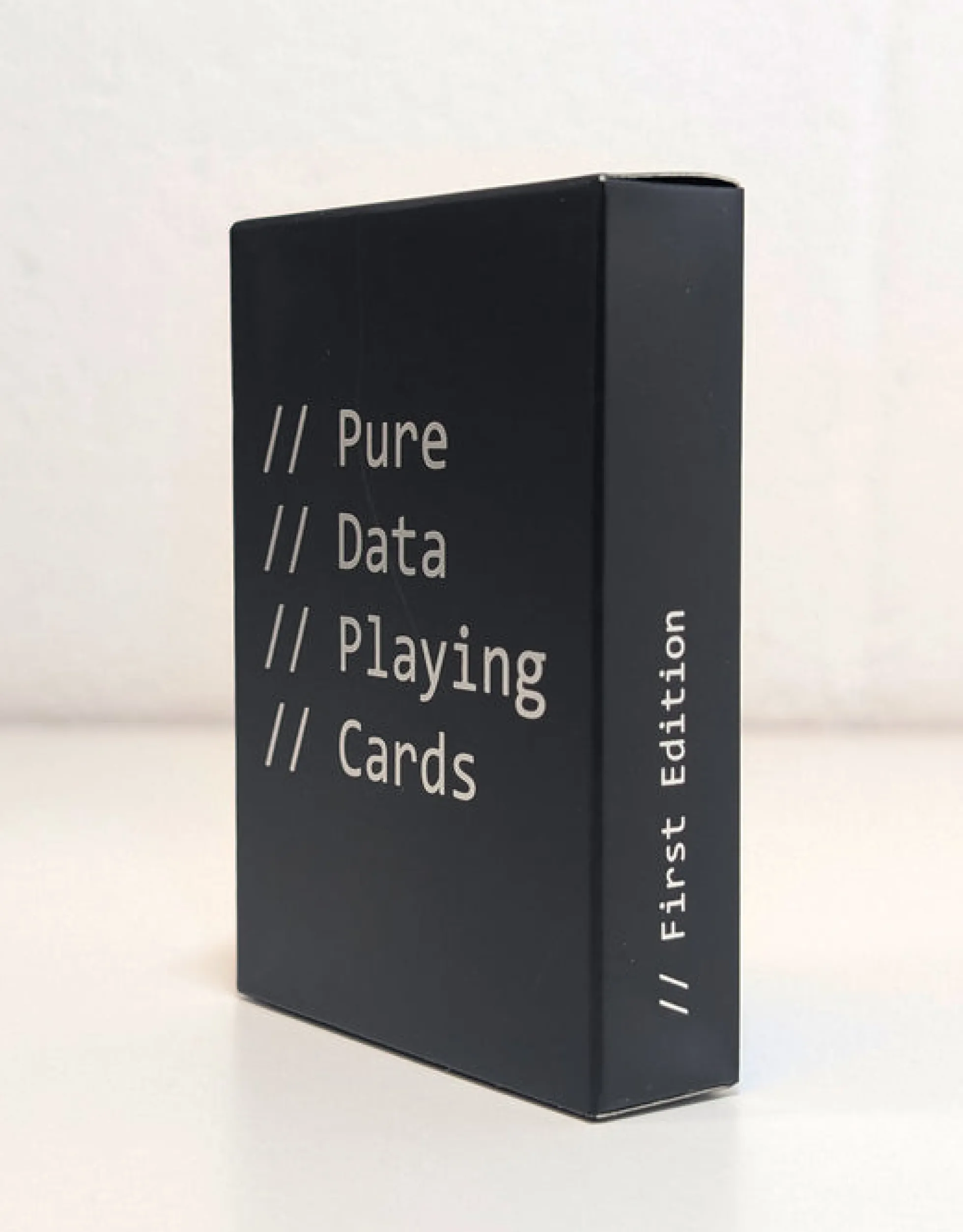 Pure Data Playing Cards - Limitiertes Kartenspiel im JSON-Design