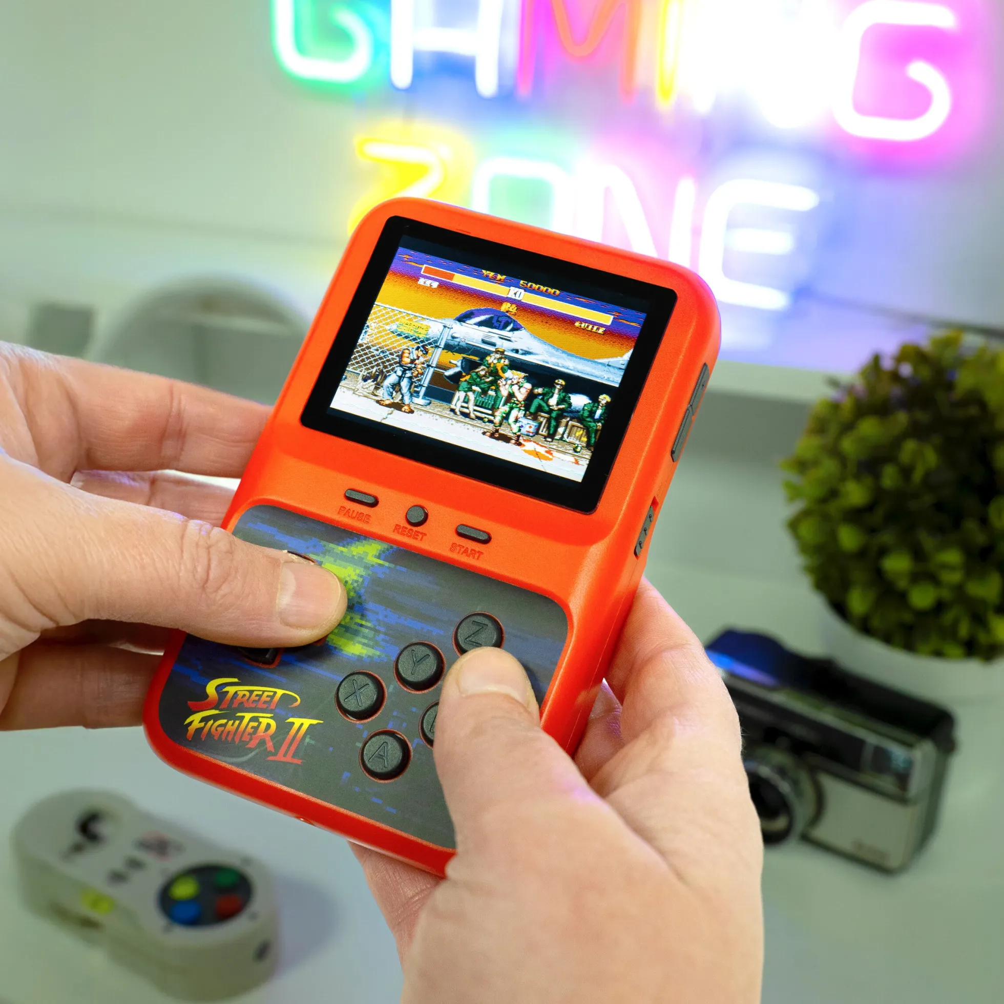 Street Fighter II Handheld - Offiziell lizenzierte Retro-Handkonsole